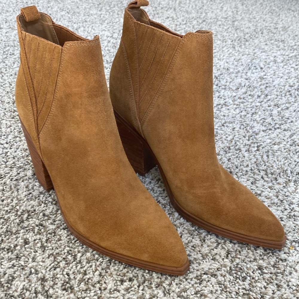 Marc fisher LTD booties